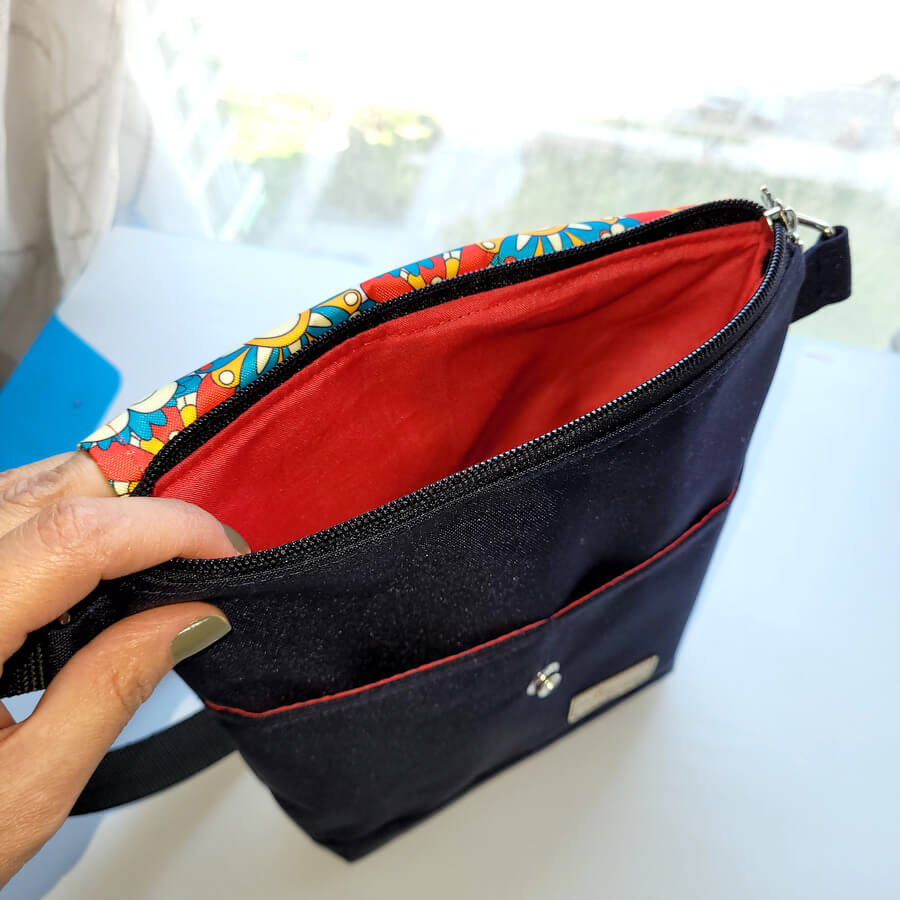 Bolso pequeño para cruzar, detalles