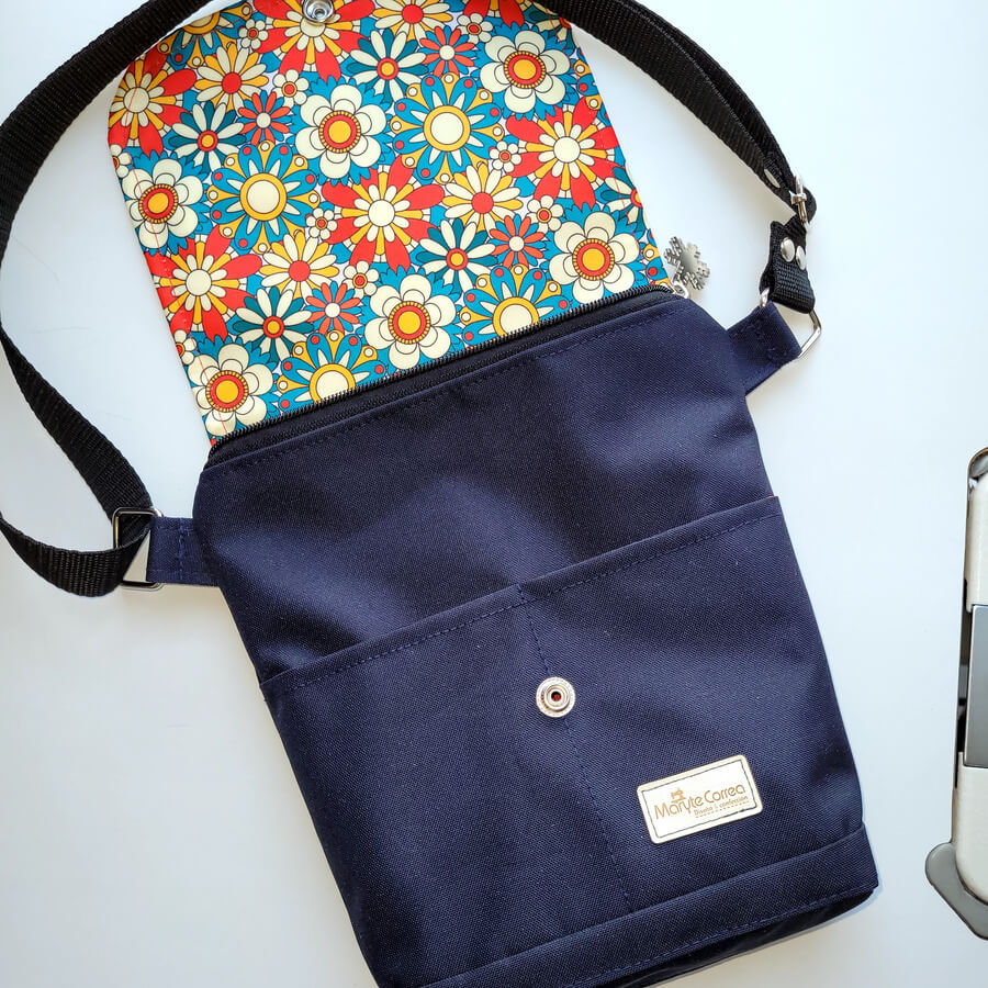 Bolso pequeño para cruzar, detalles