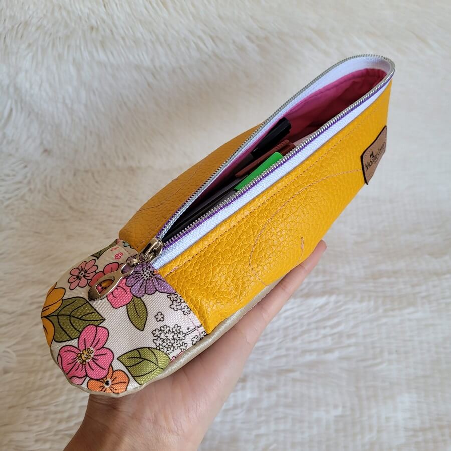 Estuche Zapatilla (Stock) T1-AM