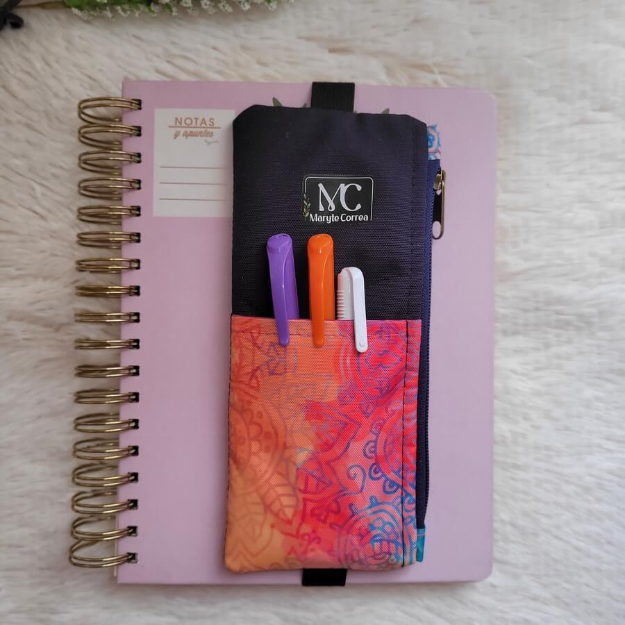 Estuche con elástico