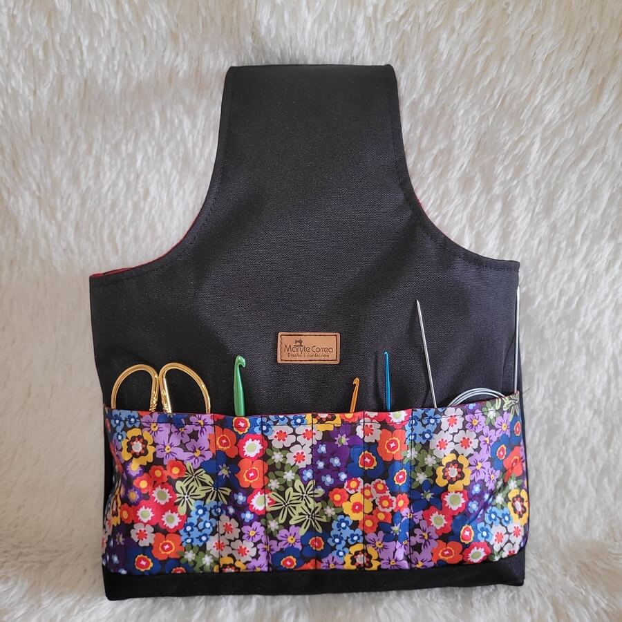 Bolso porta ovillos para llevar en el brazo