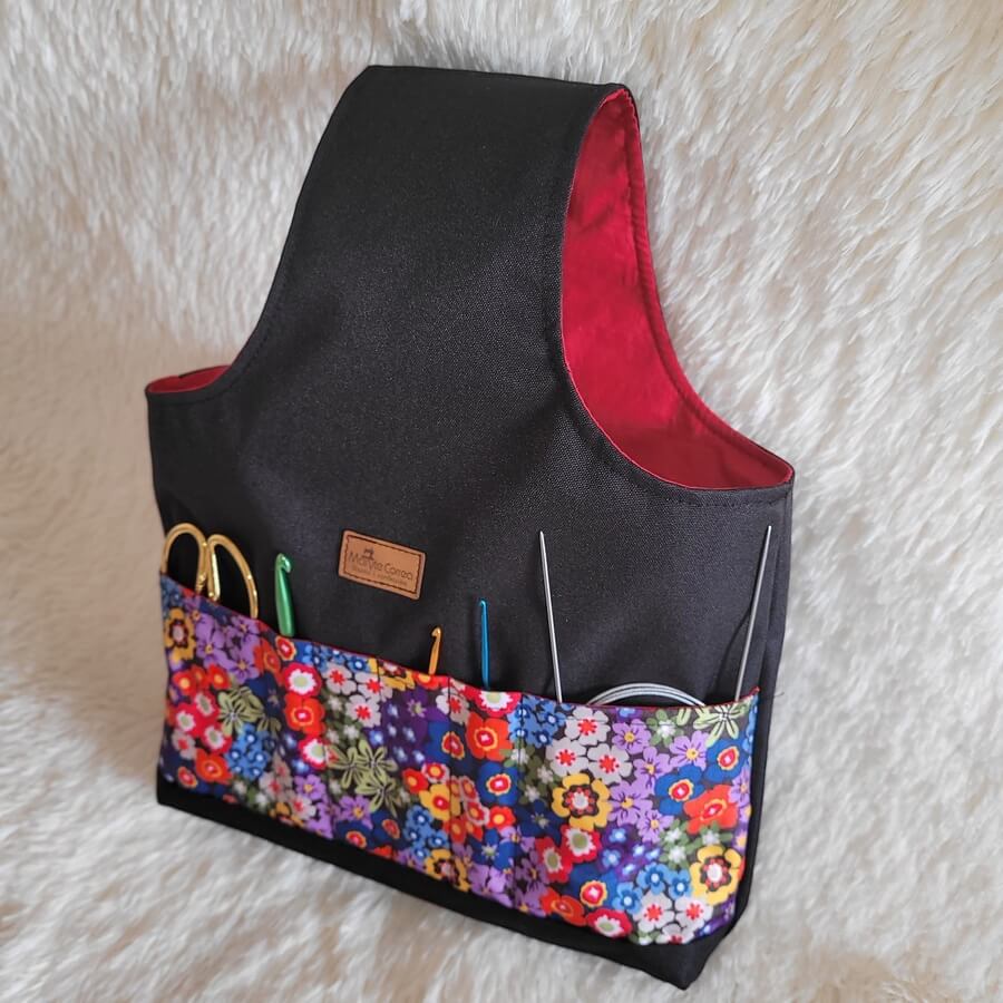 Bolso porta ovillos para llevar en el brazo