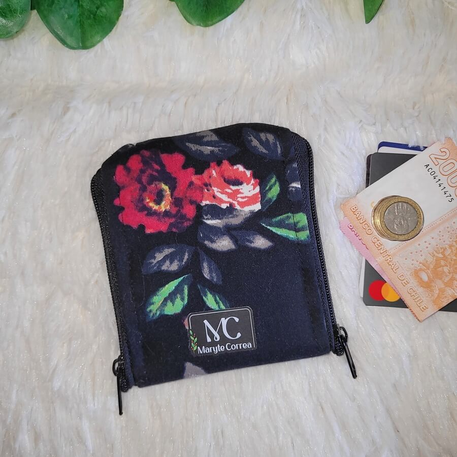 Monedero doble (stock) Negro rosas