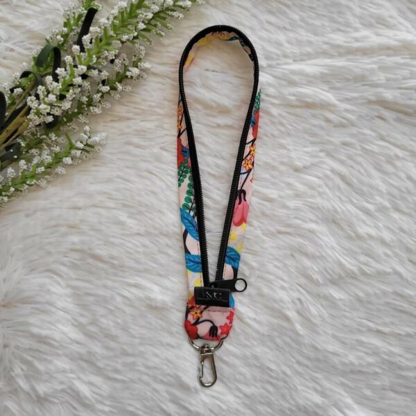 Porta chaqueta (stock) Flores T5
