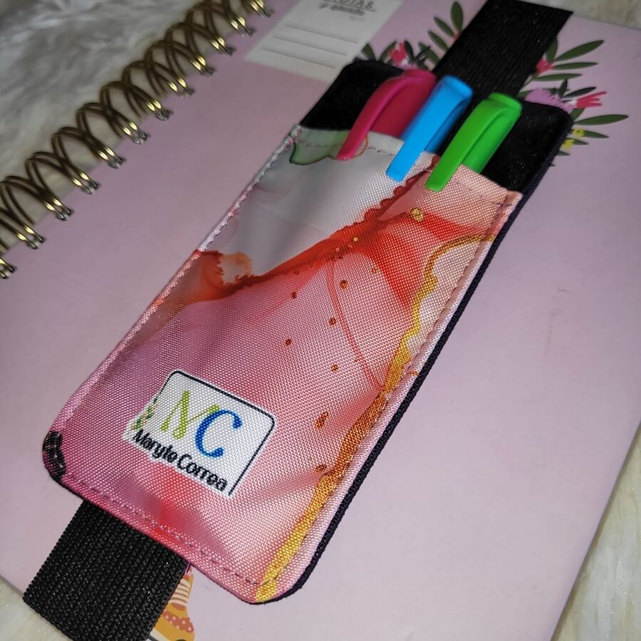 Porta lápices con elástico (stock) Encanto T3