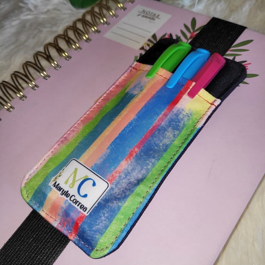Porta lápices con elástico (stock) Colores T2.2