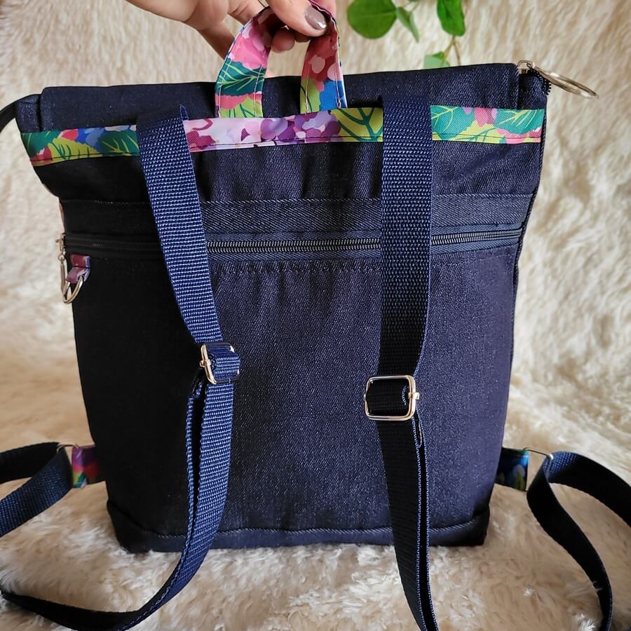 Mochila Aura (stock) Mezclilla - Flores T6