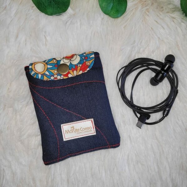 Porta audífonos (Stock) Flores T7